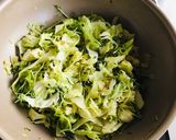 栄養満点☆春キャベツと豆苗の蒸し焼き作り方4写真