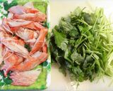 風味楽しむ♪三つ葉とかにかまの和オムレツ作り方2写真