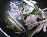 鶏肉とピーマン、ごぼうの山椒風味みそ炒め作り方4写真