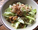 納豆と千切りキャベツのサラダご飯作り方3写真
