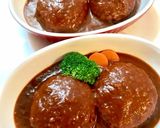 ＊簡単！デミソースの煮込みハンバーグ＊作り方7写真