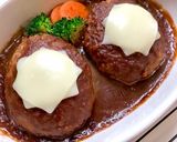 ＊簡単！デミソースの煮込みハンバーグ＊作り方9写真