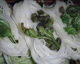 一番気に入りました♪わらびのたたき素麺♪作り方1写真