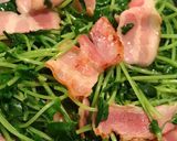 ☆簡単！豆苗とベーコンのバター醤油炒め☆作り方3写真