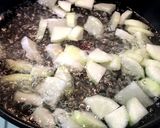 ごぼう入り、ひき肉と大根の煮物作り方2写真