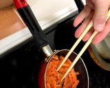 皮むき不要！カロテンたっぷりきんぴら人参作り方2写真