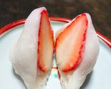電子レンジで☆簡単もち粉で苺大福作り方11写真