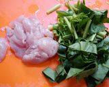 簡単！やせるお味噌汁☆ささみホウレン草作り方1写真