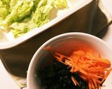 基本のさっぱり味◎わかめとレタスのサラダ作り方1写真