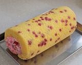 つぶジャム苺のガールズロールケーキ作り方30写真