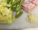 キャベツとベーコンのマヨネーズ炒め作り方1写真