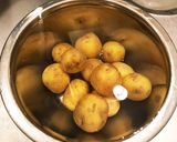 昆布ダシで塩分控えめ【フライドポテト】作り方1写真