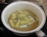 エリンギと油揚げの味噌汁作り方4写真