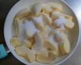 りんごの白ワイン煮☆作り方1写真