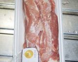 豚バラ肉や牛すじ肉の浮いた脂を取る方法!作り方1写真