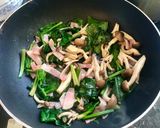 超簡単♪ベーコンときのこのクリームパスタ作り方2写真