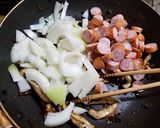 シイタケ、玉葱、ウインナーのトマト煮作り方4写真