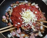 シイタケ、玉葱、ウインナーのトマト煮作り方7写真