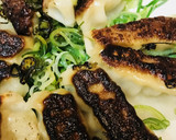 レトルト餃子のネギたくさんの酒蒸し仕上げ作り方4写真
