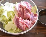 豚バラキャベツのコク旨味噌炒め作り方1写真