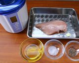 とっても簡単！自家製サラダチキン作り方1写真