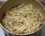 たっぷりモヤシと手羽元のポン酢煮作り方4写真