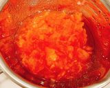 離乳食中期☆野菜と鶏むね肉のトマトソース作り方1写真
