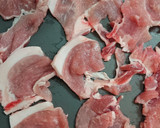生姜焼き用の豚肉でひとくちトンカツ作り方1写真
