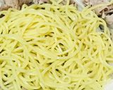 豚こまぎれ肉＆キャベツのソース炒め焼そば作り方2写真