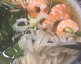 超簡単　ほうれん草とエビ煮込みうどん作り方4写真