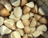 新じゃが皮ごとホクホク肉じゃが♪作り方1写真