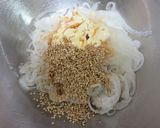 新玉ねぎときゅうりの胡麻マヨ作り方7写真