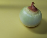 簡単！逆から切る玉ねぎのみじん切り作り方1写真