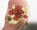 焼きモッツァレラの生ハム巻き作り方3写真