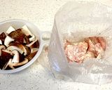 超簡単♡鶏胸肉としいたけのバター醤油炒め作り方1写真
