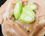 シンプル●鶏胸肉と長ネギ＆大根の出汁煮作り方2写真