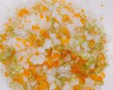 離乳食中期☆野菜と鶏むね肉の出汁粥作り方1写真