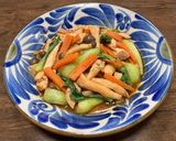 鶏肉とチンゲン菜のオイスターソース炒め作り方8写真