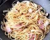ベーコンときのこのガリバタ醤油パスタ作り方5写真