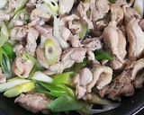 超簡単!!鶏もも肉のネギ塩炒め♪作り方1写真