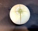 まるごと新玉ねぎのオニオングラタンスープ作り方1写真