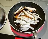 じゅわーっと味染み✿南関あげのたまご丼作り方3写真