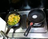 【激ウマ辛】チーズ入り温玉ナポリタン作り方4写真