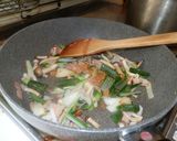 新たまねぎの葉とバター醤油パスタ作り方15写真