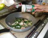 新玉ねぎの葉とベーコンの卵とじ作り方14写真