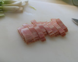 新玉ねぎの葉とベーコンの卵とじ作り方5写真