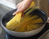ほたるいかと貝割れ菜の和風ペペロンチーノ作り方4写真