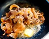 イカのアンチョビ入りバター炒め *☻*作り方2写真