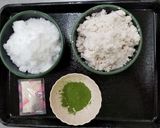 緑鮮やか♪高齢者向け抹茶マーブルようかん作り方1写真