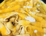 簡単●薄揚げ＆玉ネギでできるキツネ玉子丼作り方3写真